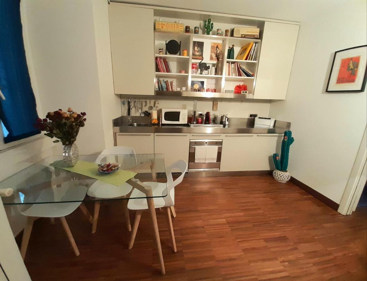 Room Inn Milan Exterior photo