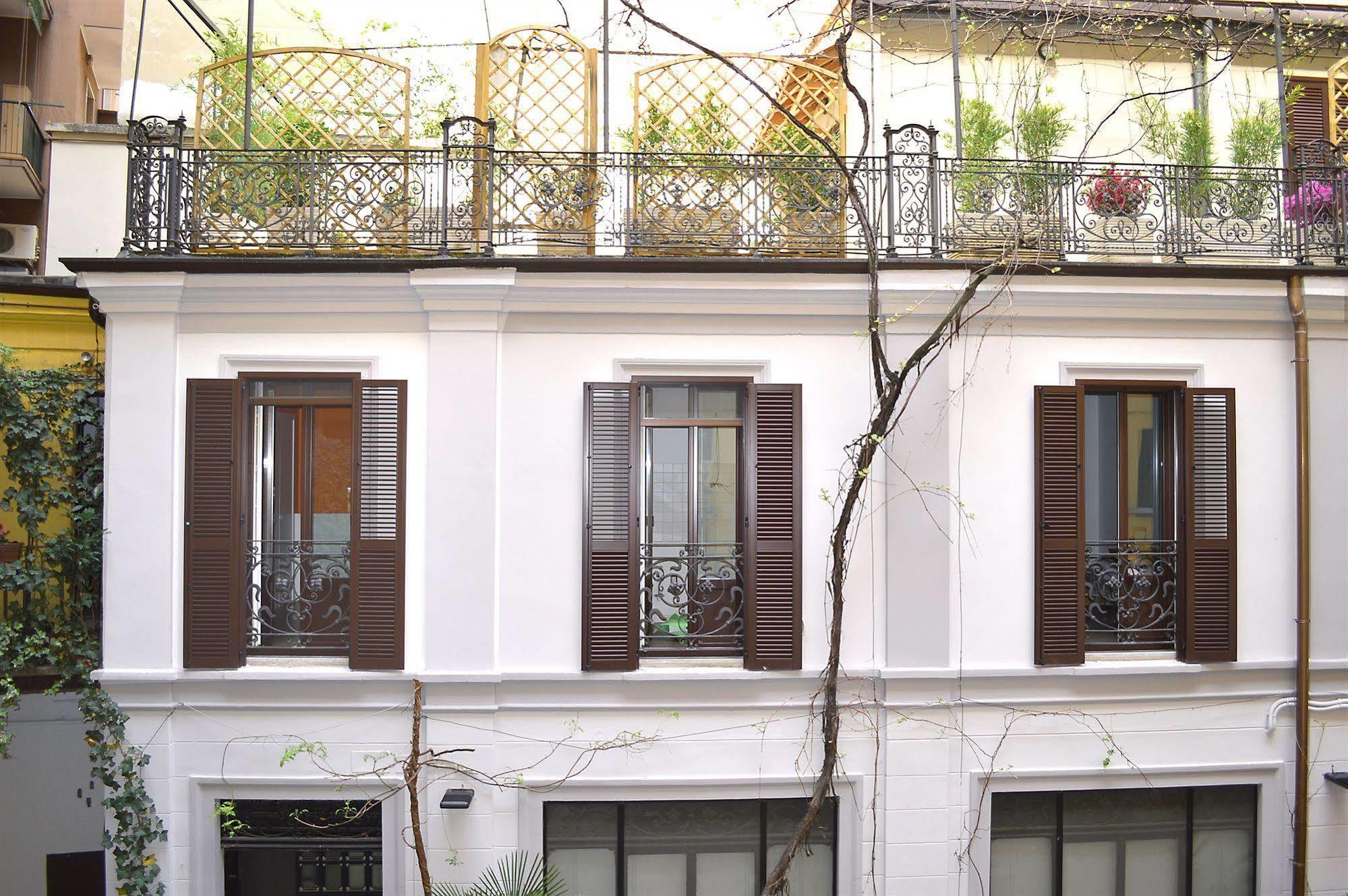Room Inn Milan Exterior photo