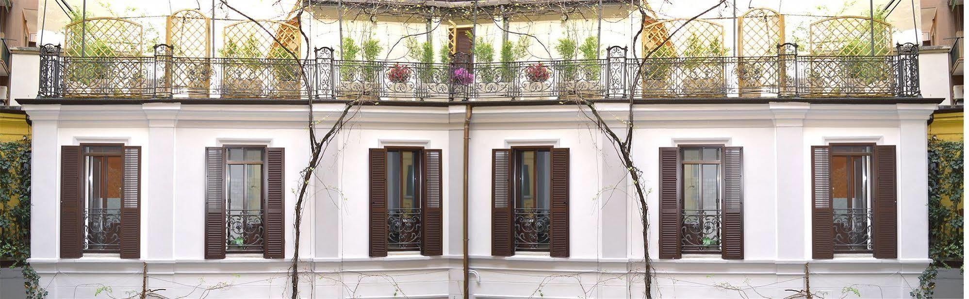 Room Inn Milan Exterior photo